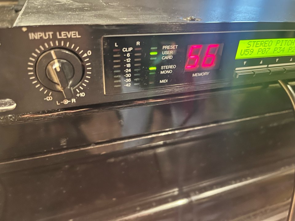 Yamaha SPX990 de segunda mano · Foto 3 de 4 · Barcelona · 170 €