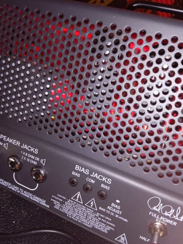 Amplificador PRS Mark Tremonti Mt15 de segunda mano · Foto 6 de 9 · Cantabria · 400 €