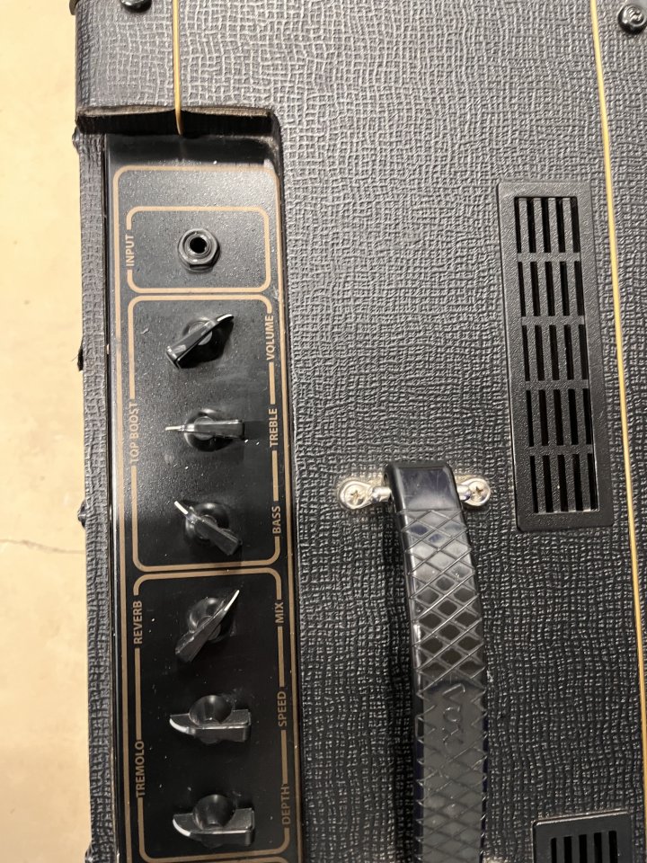 Vox AC15CC1 Custom Classic 15-Watt 1x12" Guitar Combo 2006 - 2010 - Black de segunda mano · Foto 5 de 6 · Barcelona · 479 €