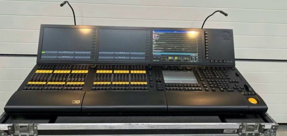 MA Grand MA2 Full Size