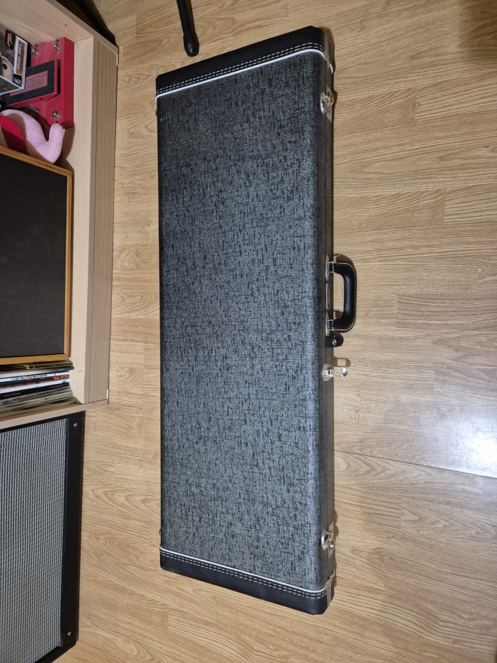 Cambio Fender Jaguar Johnny Marr de segunda mano · Foto 5 de 6 · A Coruña