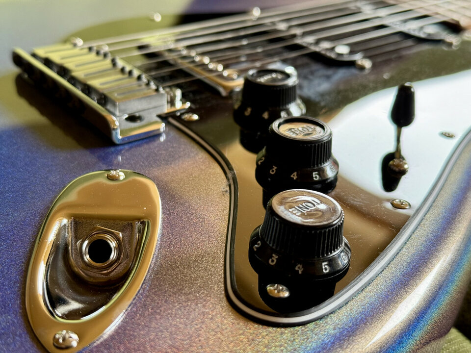 Guitarra FENDER AMERICAN ULTRA STRATOCASTER HSS 70º ANIVERSARIO ¡RESERVADA!