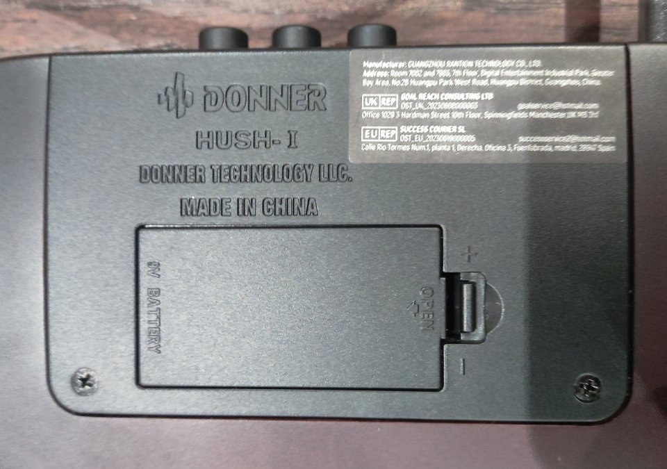 Guitarra Donner Hush I