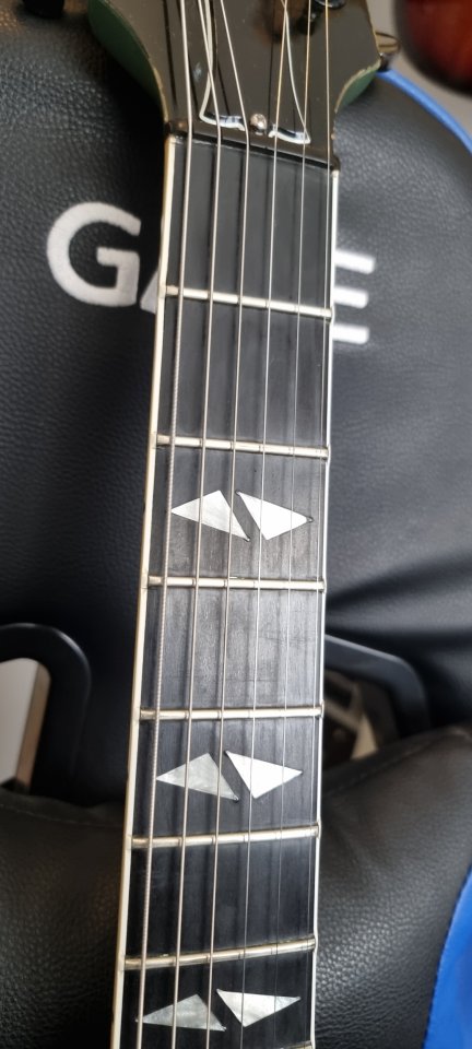Gibson SG Z 1998 de segunda mano · Foto 5 de 9 · Madrid · 1550 €