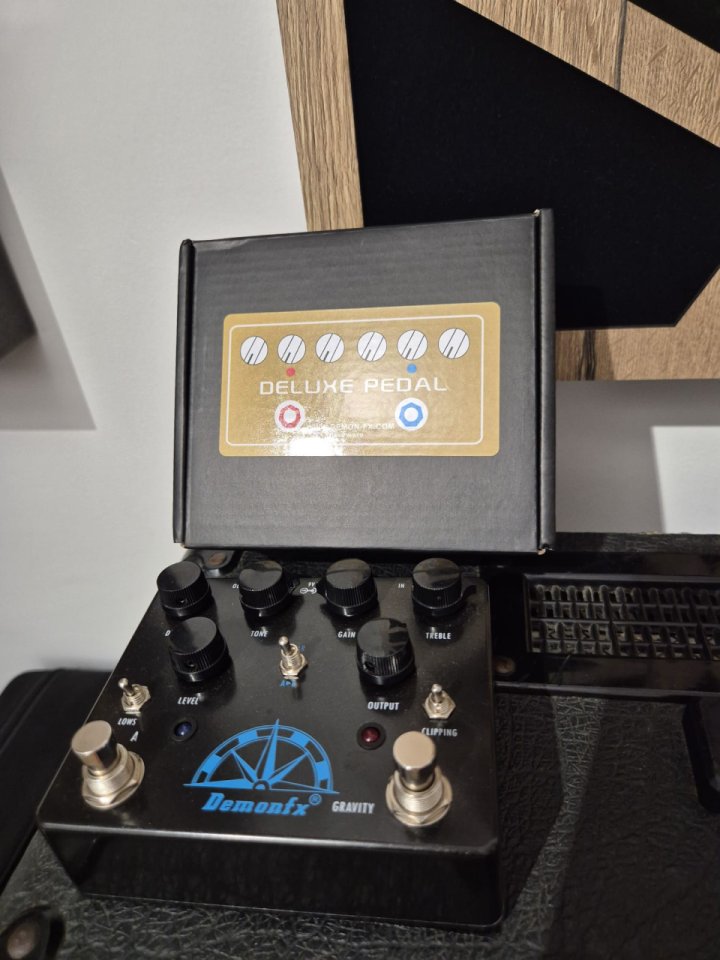 Pedal Demo Gravtiy de segunda mano · Foto 2 de 3 · Valencia · 60 €