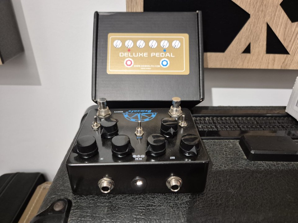 Pedal Demo Gravtiy de segunda mano · Foto 3 de 3 · Valencia · 60 €