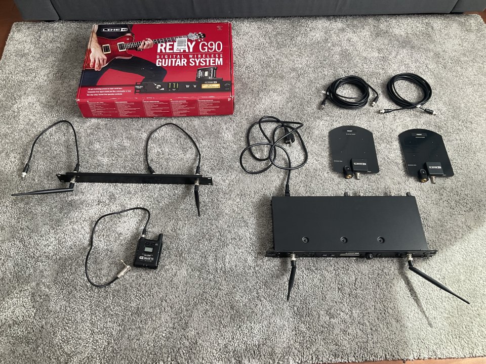Line 6 Relay G90 Sistema inalámbrico de guitarra + antenas de largo alcance