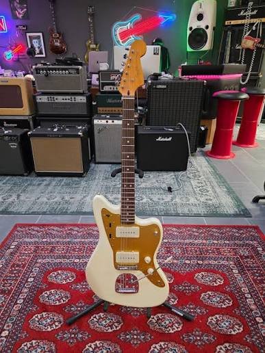 Squier J Mascis Jazzmaster de segunda mano · Cantabria