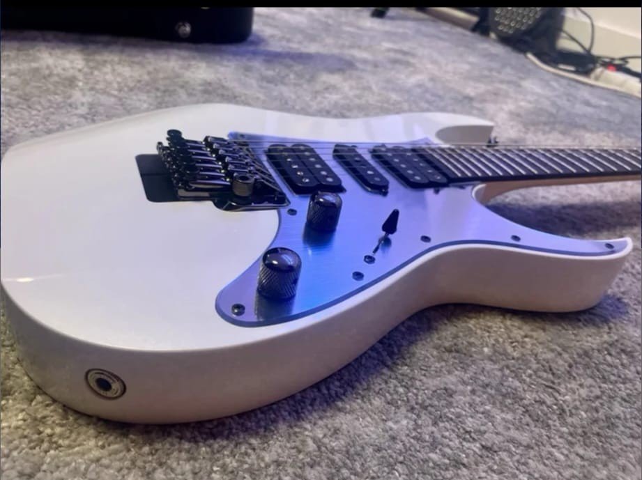 Ibanez Prestige RG2550Z Made in Japan de segunda mano · Foto 2 de 9 · Segovia · 1000 €