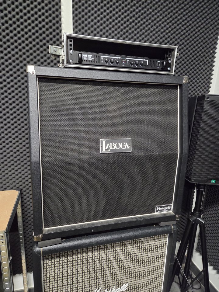 Pantalla Laboga 4x12 Celestion V30
