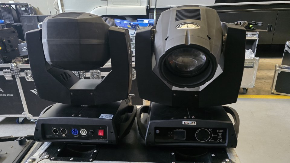 6 cabezas moviles 7r