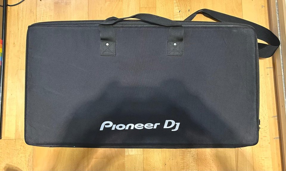 Pioneer DDJ-1000 de segunda mano · Foto 6 de 6 · Barcelona · 1000 €