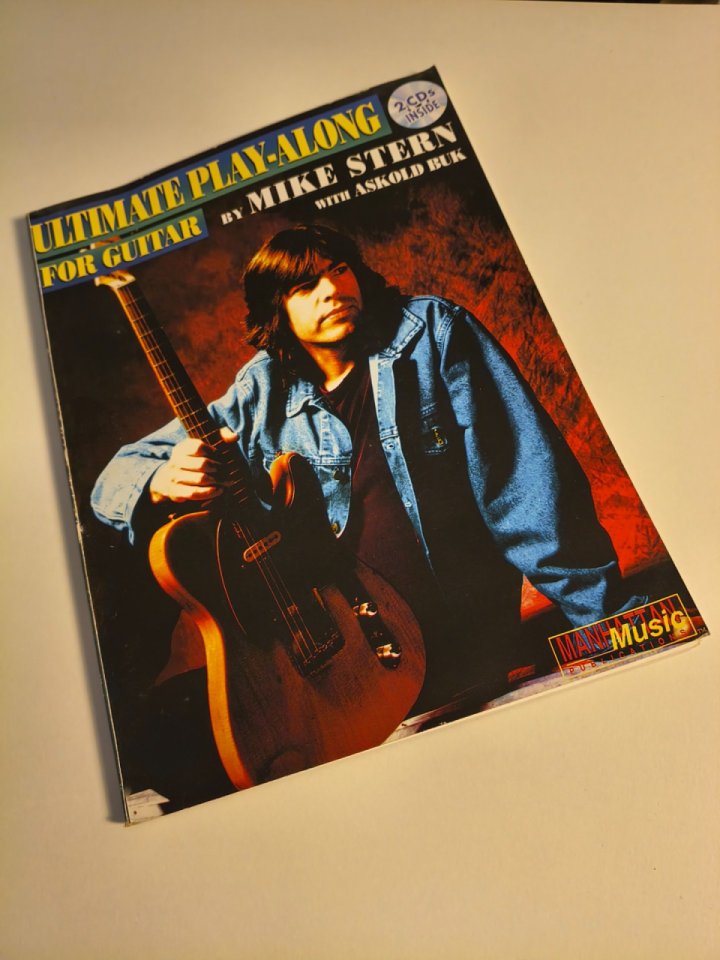 Mike Stern Ultimate Play-Along de segunda mano · Foto 1 de 2 · Illes Balears · 30 €