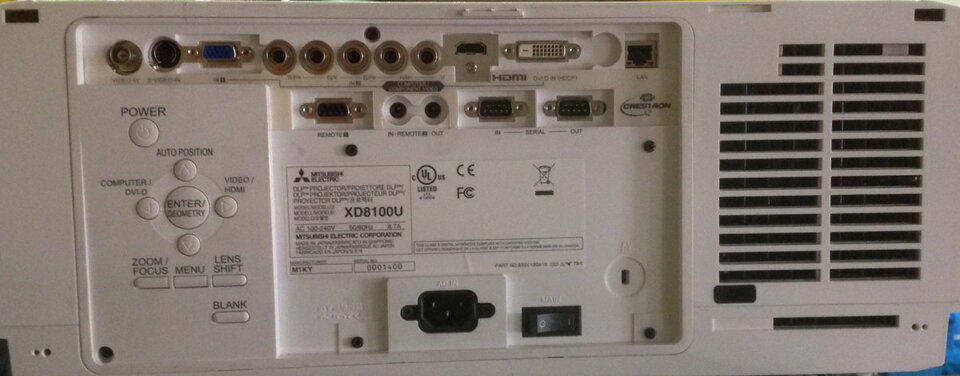 REBAJADO:Proyector video 7000lms