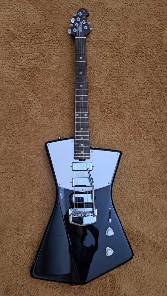 Ernie Ball Music Man St. Vincent HHH USA – Rosewood Neck de segunda mano · Foto 1 de 10 · Zaragoza · 2350 €