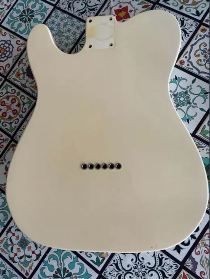 Cuerpo Telecaster MIM 2004 de segunda mano · Foto 1 de 5 · Granada · 275 €