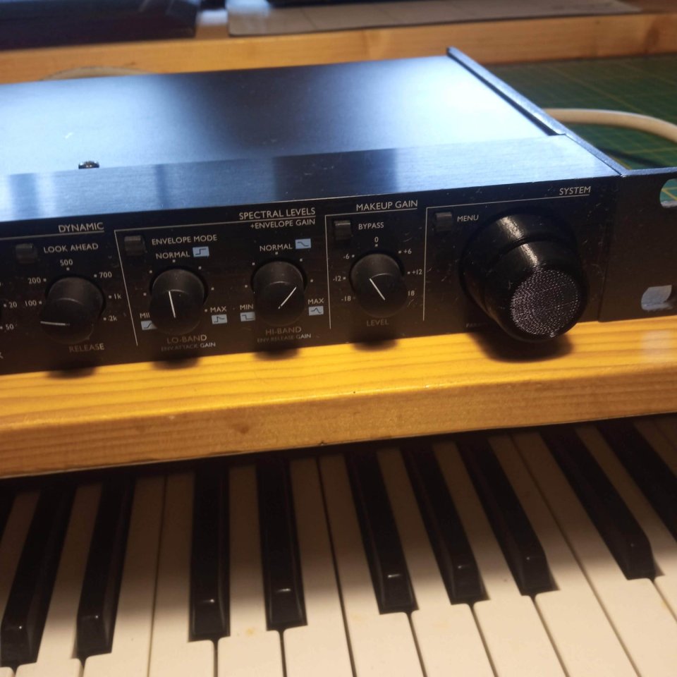 TC Electronics Triple C Multiband compressor de segunda mano · Foto 2 de 3 · Valencia · 210 €