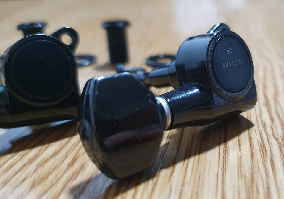 Full Set Clavijeros de Guitarra (Gotoh SG381-07 Japan Vintage 1988) de segunda mano · Foto 1 de 9 · Valencia · 35 €