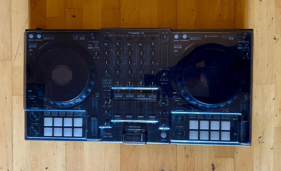Pioneer DDJ-1000 de segunda mano · Foto 3 de 6 · Barcelona · 1000 €