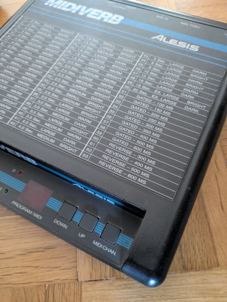 Alesis Midiverb I de segunda mano · Foto 1 de 2 · Madrid · 150 €