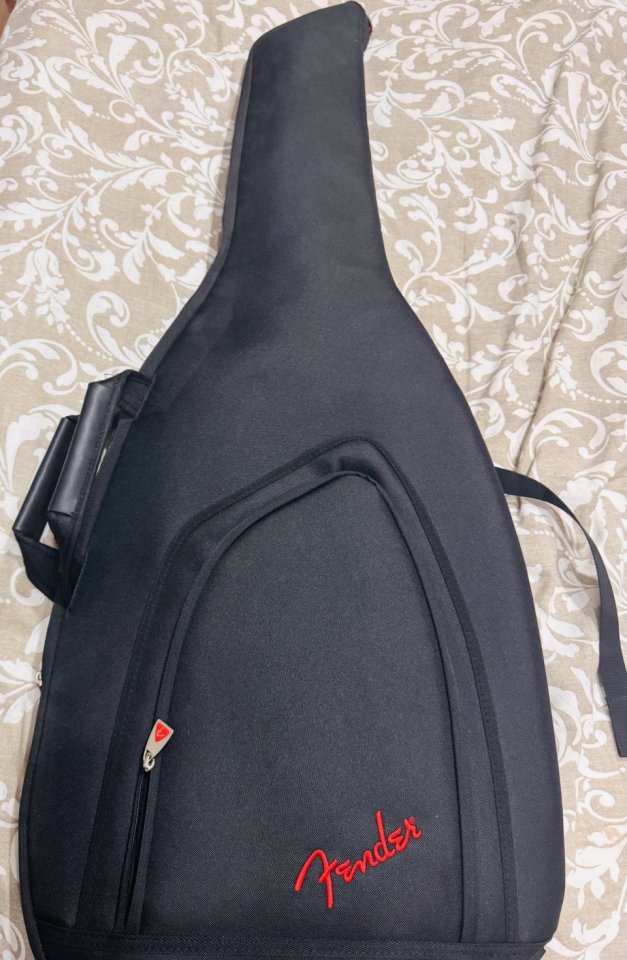 Sire J3 larry carlton de segunda mano · Foto 10 de 10 · SC Tenerife · 220 €