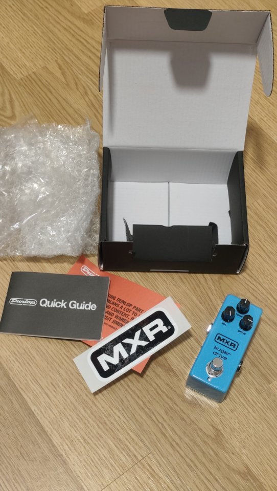 Pedal overdrive MXR Sugar Drive de segunda mano · Foto 9 de 9 · Madrid · 100 €