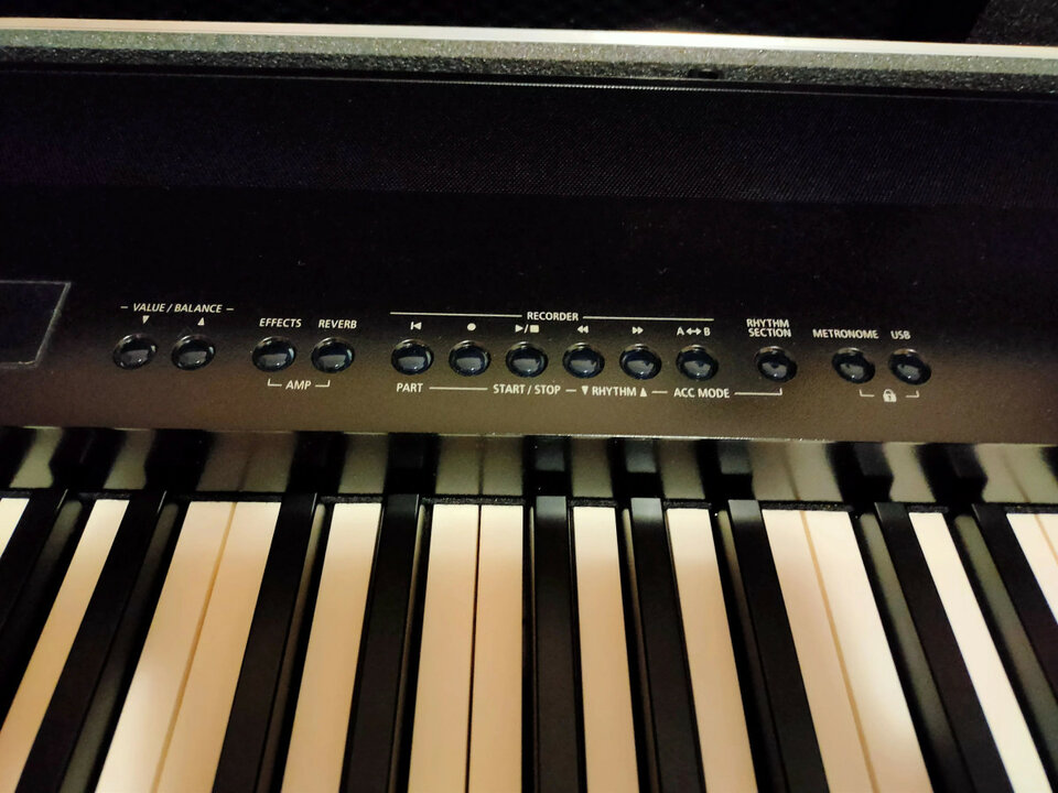 Kawai ES7 - Piano Digital ¡IMPECABLE!