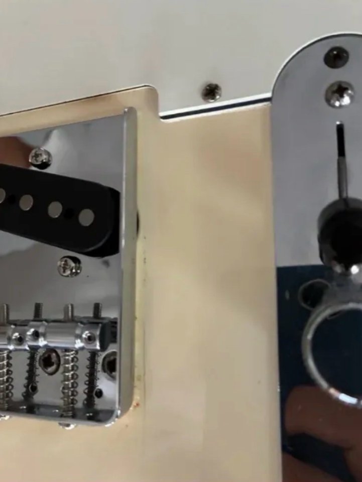 Cuerpo Telecaster MIM 2004 de segunda mano · Foto 5 de 5 · Granada · 275 €