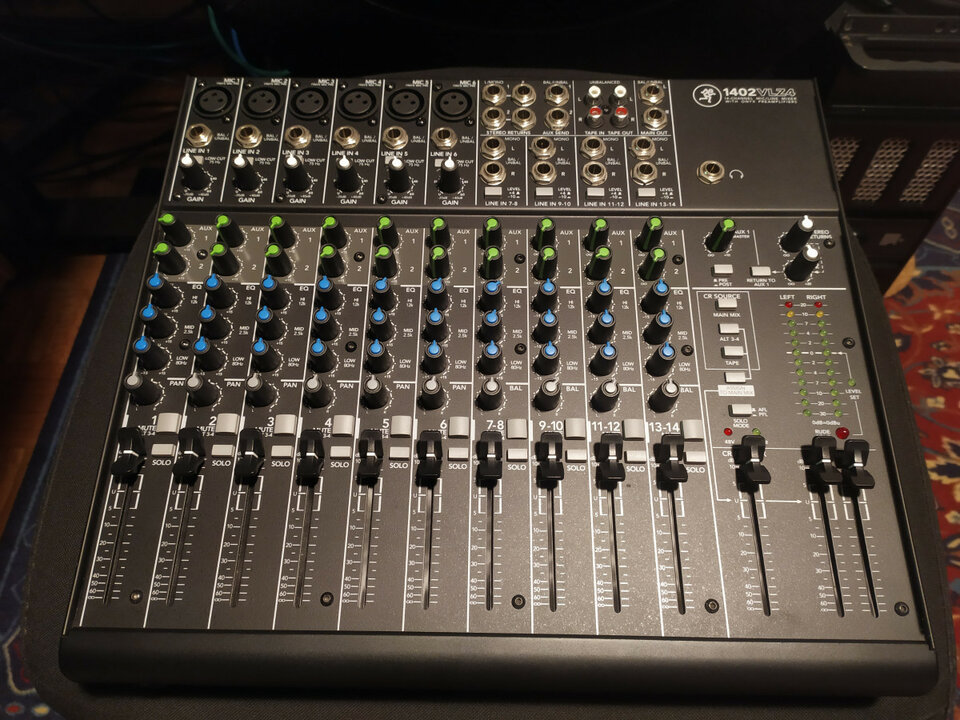 Mackie 1402 VLZ4. Como nueva, sin uso. (O cambio por eurorack)