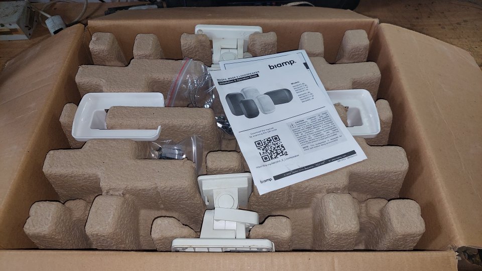 cajas acústicas BIAMP MASK6