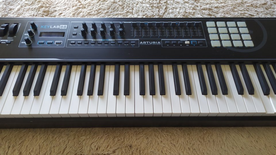 Aruria KeyLab 88