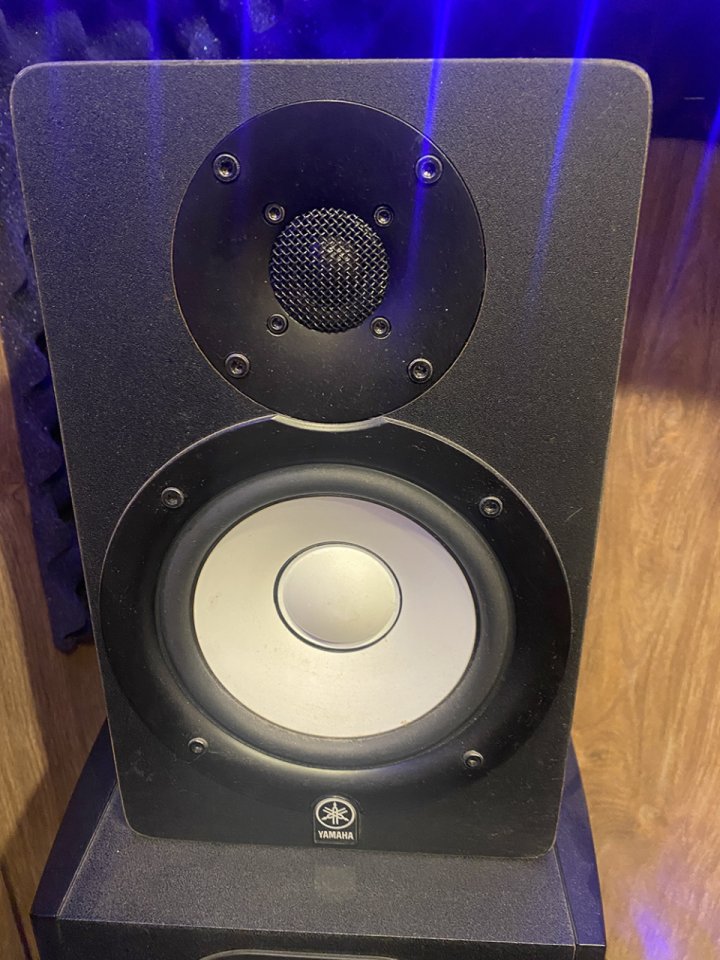 Altavoces Yamaha HS50M Negros