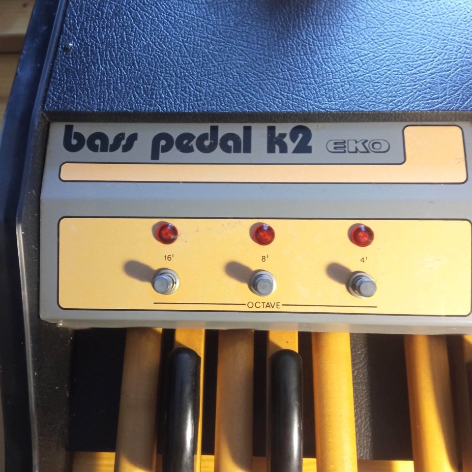 EKO Bass Pedal k2 de segunda mano · Foto 1 de 6 · Valencia · 400 €