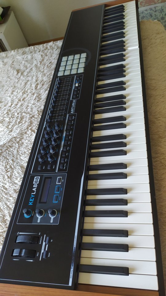 Aruria KeyLab 88