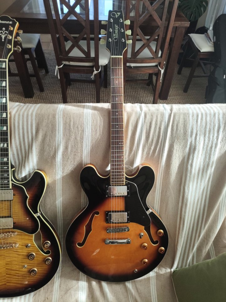 Epiphone, Ibanez, Vantage 635 V  ES 335