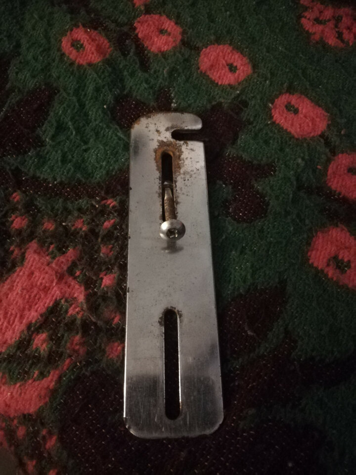 Pieza de anclaje cabezal/pantalla fender