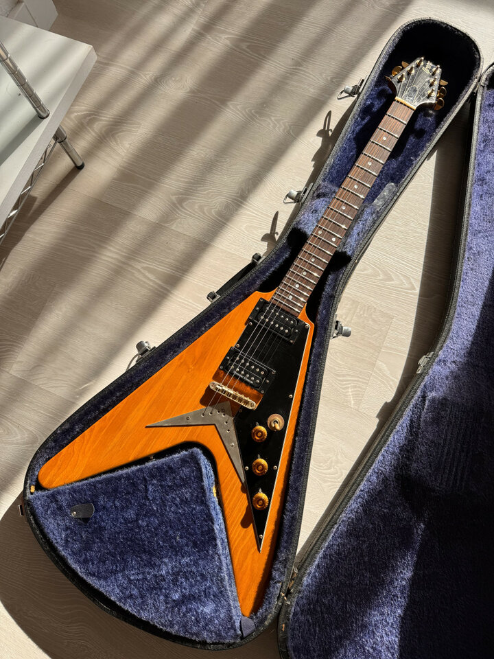 Greco FV-900 flying de 1978