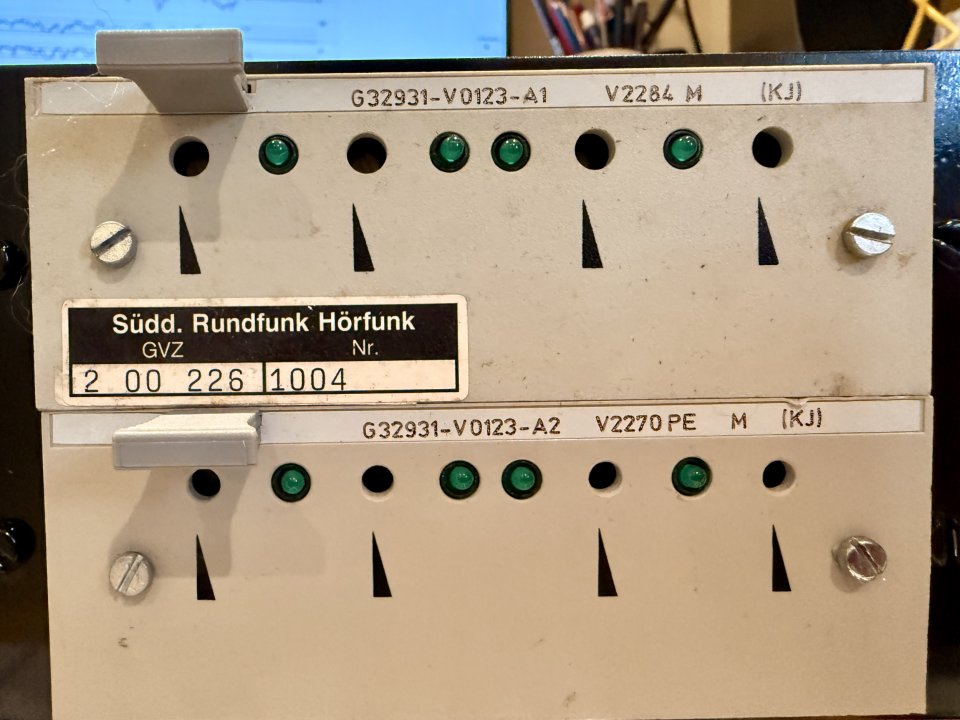 Custom Siemens / Haufe Line Amp Rack | 10-Channel Vintage Line Amplifier – V2270M, V2284M, V270 de segunda mano · Foto 4 de 9 · Madrid · 1999 €