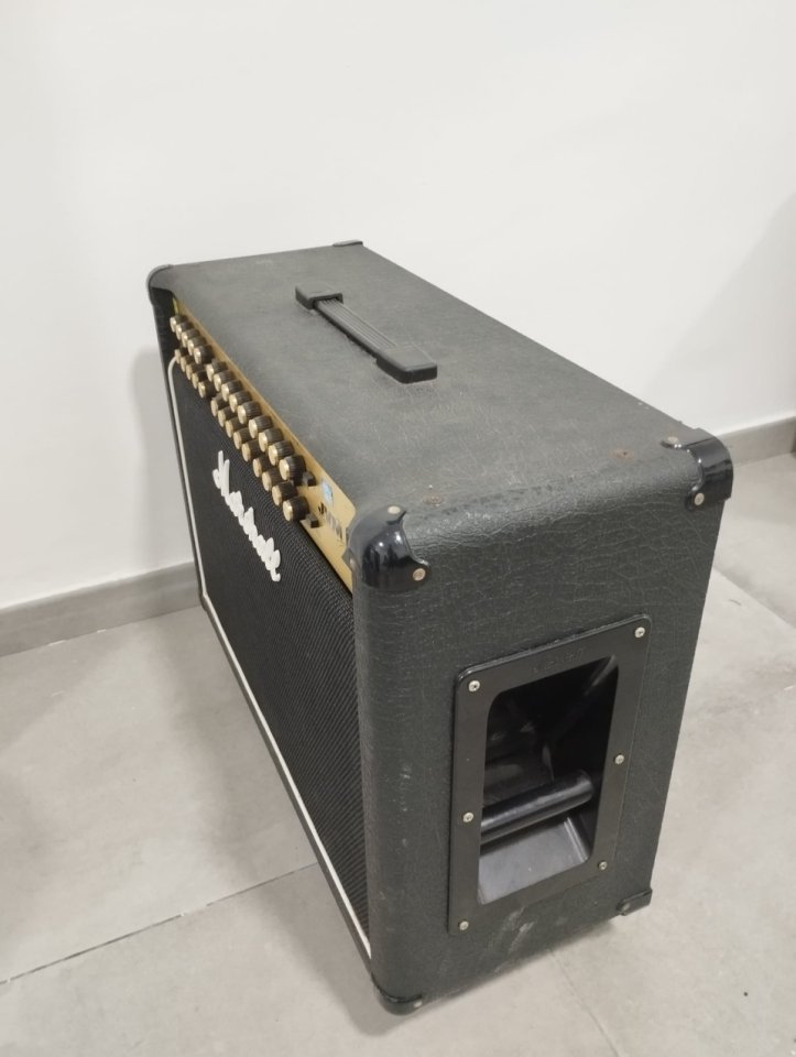 Marshall jvm 410c 2x12 de segunda mano · Foto 6 de 6 · Málaga · 1000 €