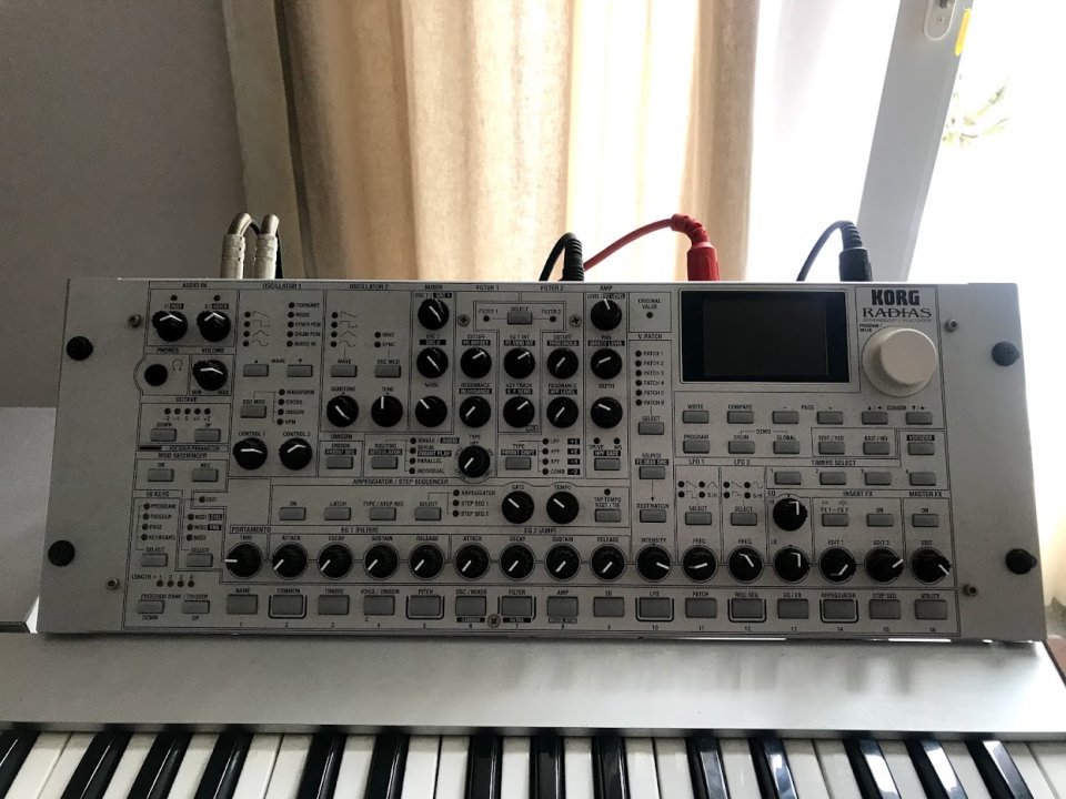 Korg Radias (Modulo Sintetizador)