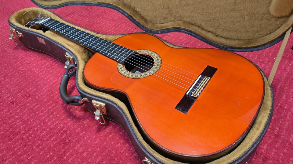 Miguel Nieto / Antonio Sanchis – guitarra clásica artesanal española de segunda mano · Foto 1 de 7 · Bizkaia · 1900 €