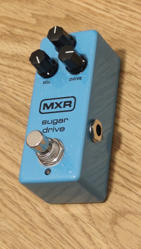 Pedal overdrive MXR Sugar Drive de segunda mano · Foto 7 de 9 · Madrid · 100 €