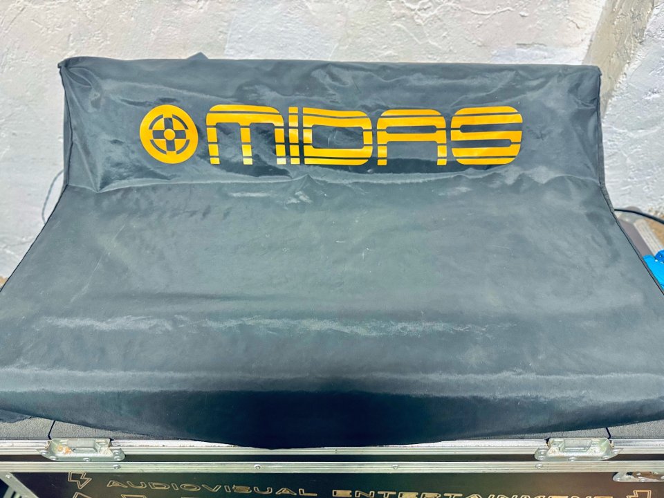 Midas M32 en perfecto estado