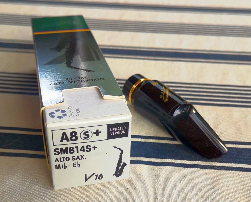 Boquilla Vandoren V16 A8 S+ para saxo alto