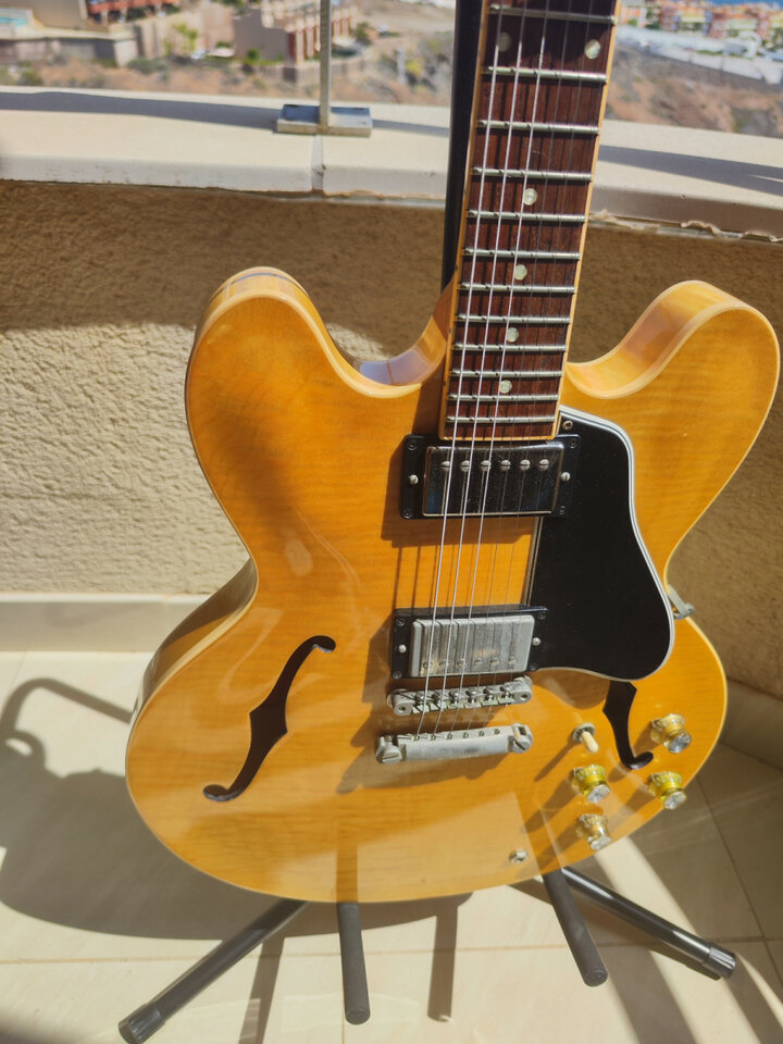 Gibson Custom Shop ES-335  2009