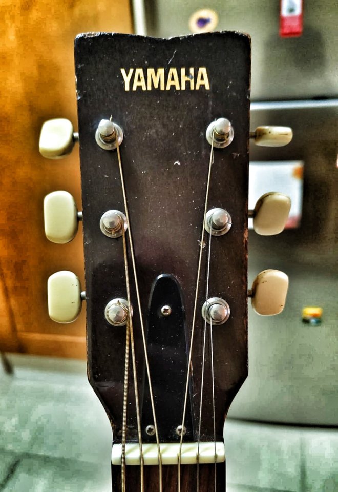 Yamaha FG-75 Red Label de segunda mano · Foto 3 de 8 · Cádiz · 400 €