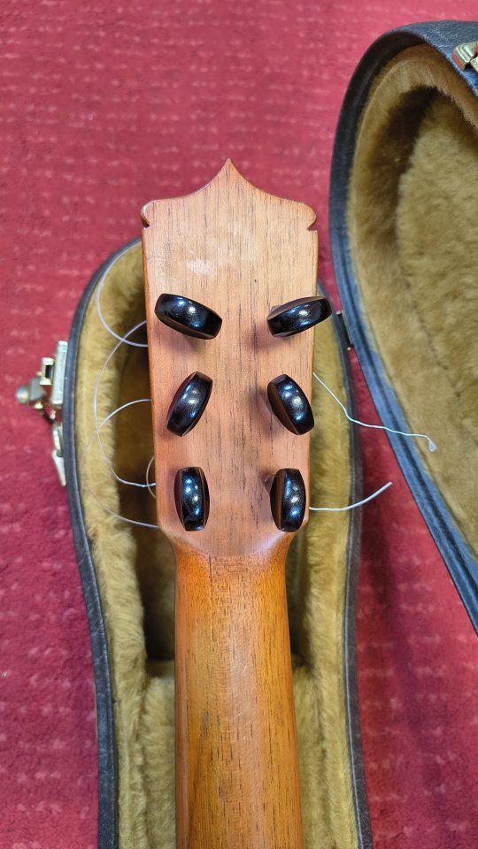 Miguel Nieto / Antonio Sanchis – guitarra clásica artesanal española de segunda mano · Foto 6 de 7 · Bizkaia · 1900 €
