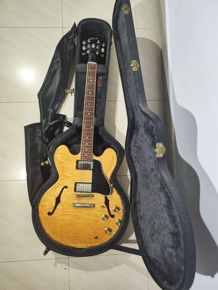 Gibson Custom Shop ES-335  2009
