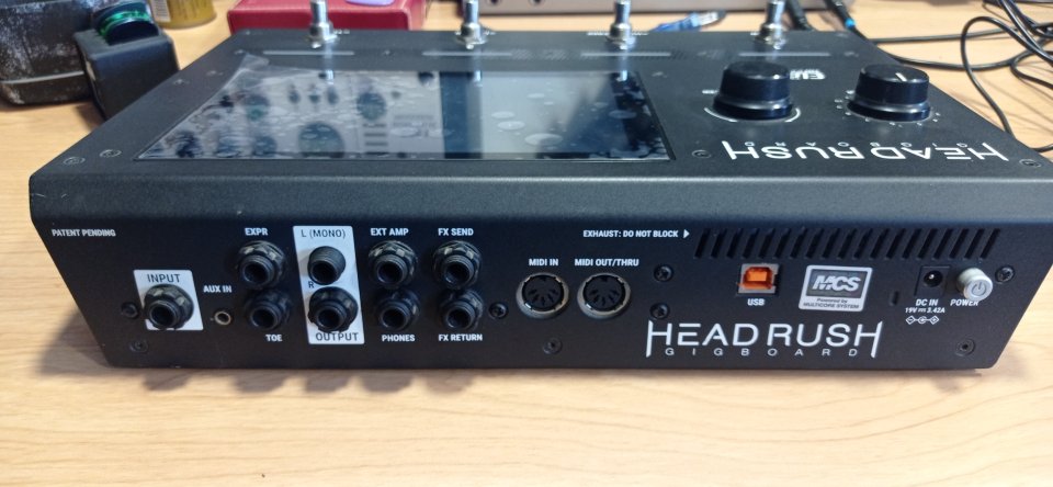 Headrush gigboard