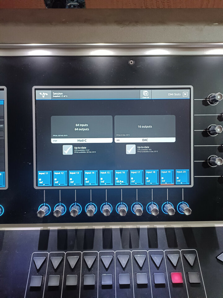 Digico S21 con tarjetas DMI MADI RJ45; DMI-DAC